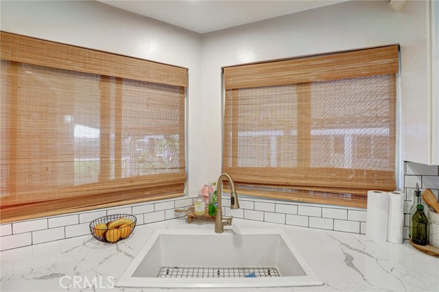 Detail Gallery Image 8 of 32 For 1919 W Coronet Ave #153,  Anaheim,  CA 92801 - 3 Beds | 2 Baths