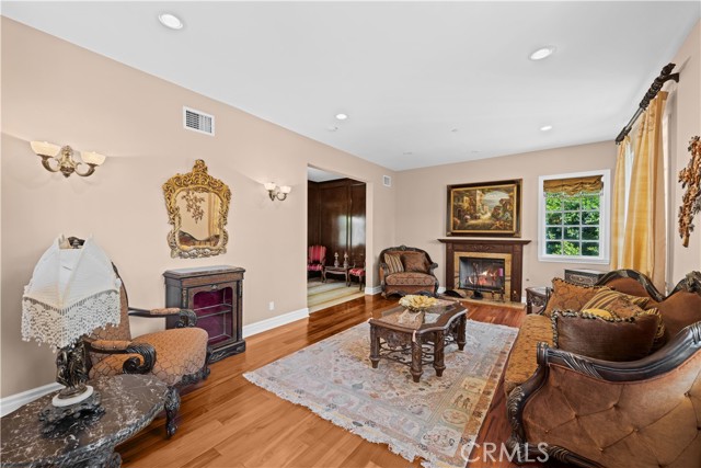 9 Zanja Lane, Bell Canyon CA: https://media.crmls.org/medias/c673a622-b25f-40da-b2cc-d3803231a9f2.jpg