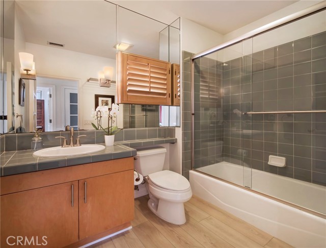 Detail Gallery Image 12 of 29 For 2741 Bungalow Pl, Corona Del Mar,  CA 92625 - 2 Beds | 2 Baths