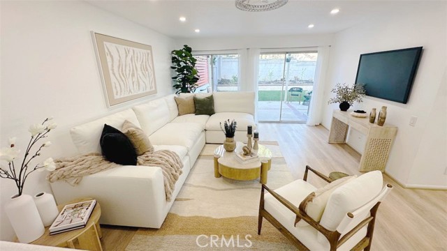 Detail Gallery Image 3 of 45 For 19036 Singingwood Cir, Trabuco Canyon,  CA 92679 - 4 Beds | 3 Baths