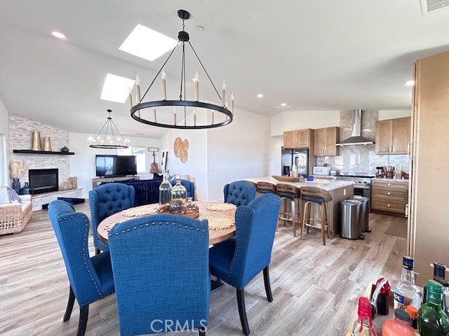 338 N 6th, Grover Beach CA: https://media.crmls.org/medias/c674af14-2027-478b-8564-726026651729.jpg