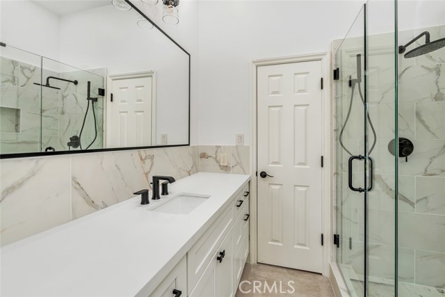 Detail Gallery Image 31 of 75 For 7509 Calle Sagrada, Bakersfield,  CA 93309 - 4 Beds | 5 Baths