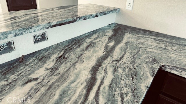 Detail Gallery Image 4 of 28 For 1761 Silverthorne, Paradise,  CA 95969 - 3 Beds | 2 Baths