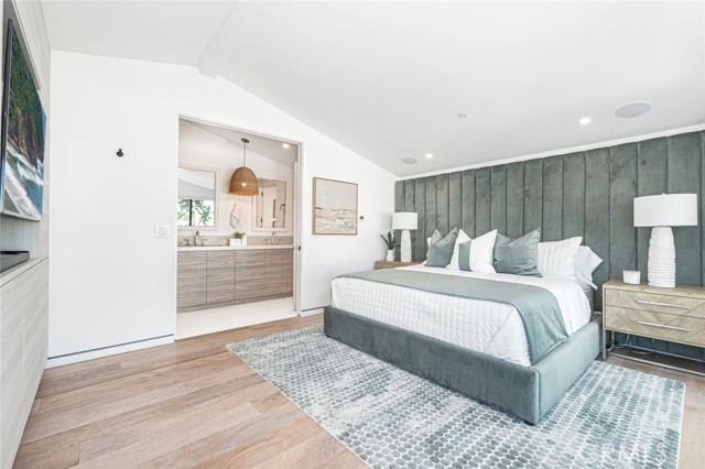 1034 W Balboa Boulevard, Newport Beach CA: https://media.crmls.org/medias/c6768eb0-e08a-44cb-aea3-5009002ec321.jpg