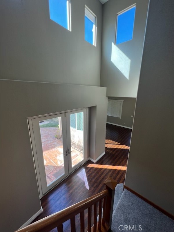 Detail Gallery Image 19 of 27 For 28467 Falcon Crest, Canyon Country,  CA 91351 - 4 Beds | 3 Baths