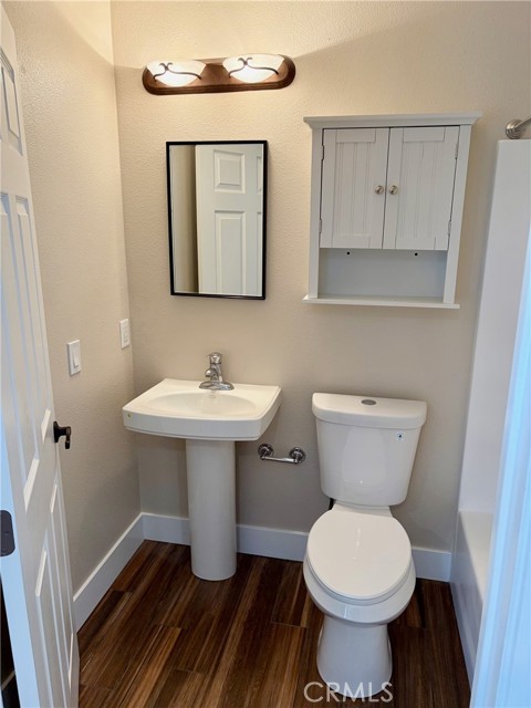 Image 5 of 16 For 23922 Conesgtoga Avenue