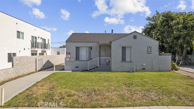 1548 W 84th Street, Los Angeles CA: https://media.crmls.org/medias/c6776907-0f67-4af1-ad12-b6ff09cc40e3.jpg