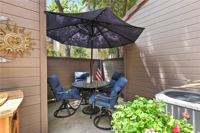 Detail Gallery Image 24 of 33 For 655 via Colinas, Thousand Oaks,  CA 91362 - 2 Beds | 2 Baths