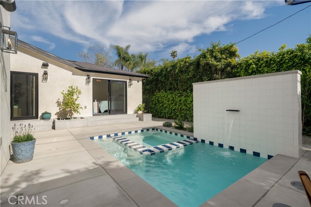 133 N La Jolla Avenue, Los Angeles CA: https://media.crmls.org/medias/c677ef76-4e33-42e2-975f-fafb5cf64a86.jpg