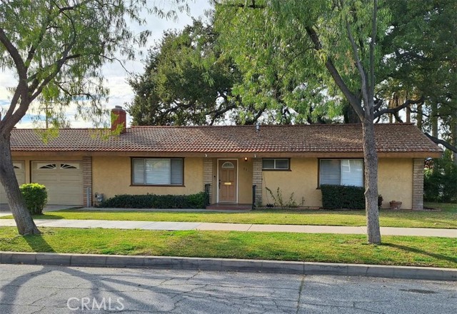 231 N Wabash Ave, Glendora, CA 91741