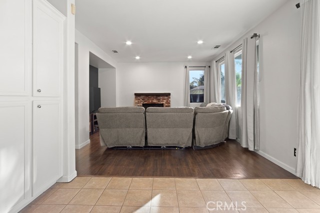 29461 El Presidio, Menifee CA: https://media.crmls.org/medias/c678c052-672c-4b05-88e6-d0cbb5c733a4.jpg