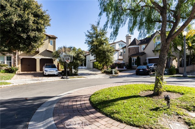 18 Elissa, Ladera Ranch CA: https://media.crmls.org/medias/c6791ff4-34a1-4a37-abbd-08e51f71b5c5.jpg