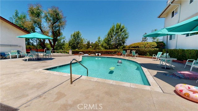 1354 Shadow Lane, Fullerton CA: https://media.crmls.org/medias/c6799a12-13bf-4c66-8ee4-9c498992968d.jpg
