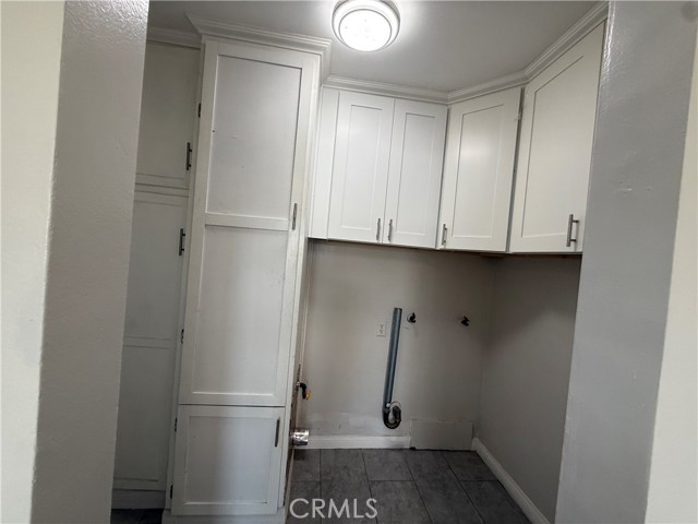 18003 S Denker Avenue, Gardena CA: https://media.crmls.org/medias/c67ab2f1-7822-4bec-84b4-42e624bddcc5.jpg
