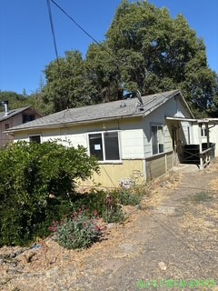 Detail Gallery Image 1 of 10 For 1389 Eva Clair St, Willits,  CA 95490 - 3 Beds | 2 Baths