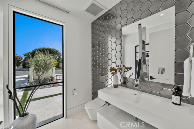 Detail Gallery Image 29 of 68 For 130 Monarch Bay Drive, Dana Point,  CA 92629 - 6 Beds | 6/1 Baths