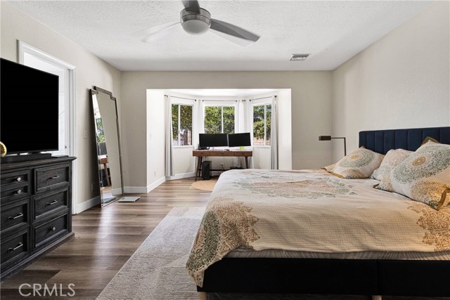 10325 Sheep Creek Road, Phelan CA: https://media.crmls.org/medias/c67b7530-9d00-4078-bb53-203467df0cc1.jpg