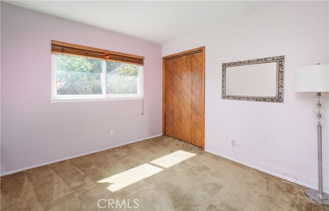 Detail Gallery Image 23 of 40 For 25451 via Macarena, Valencia,  CA 91355 - 5 Beds | 3 Baths