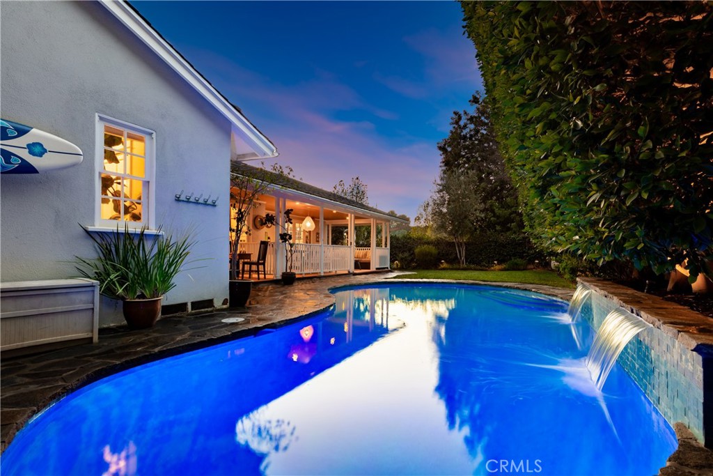 3584 Woodcliff RoadSherman Oaks img 2