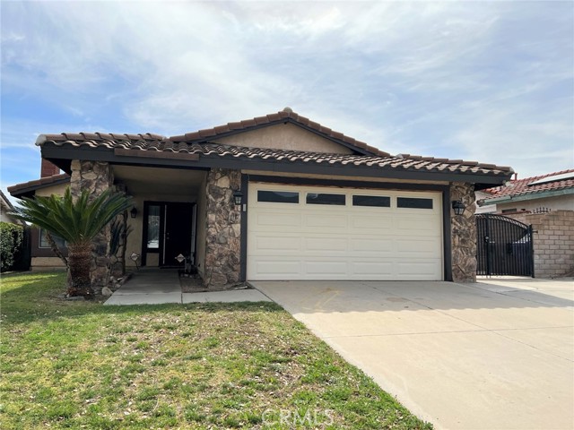 2505 Rosemary Ln, San Bernardino, CA 92407