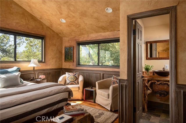 942 Lake Edge, Lake Arrowhead, CA 92352