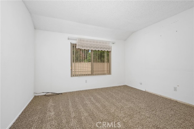 Detail Gallery Image 29 of 40 For 652 via Zapata, Riverside,  CA 92507 - 3 Beds | 2/1 Baths
