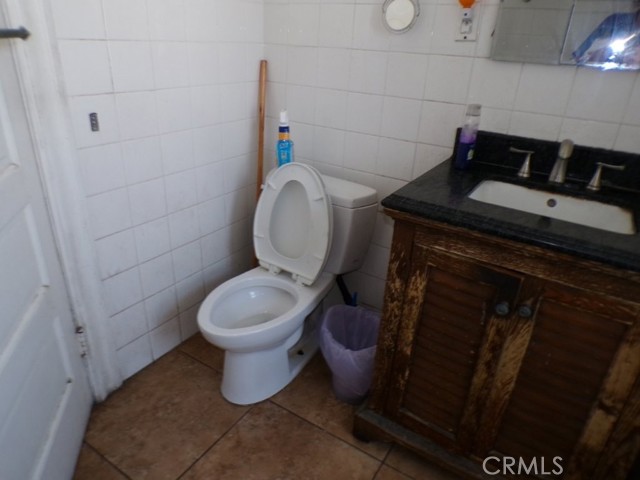 515 S Coronado Street, Los Angeles CA: https://media.crmls.org/medias/c67d5e56-9ac3-4c59-ab36-f70acd6468bb.jpg