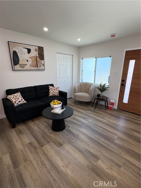 1526 W 54th Street, Los Angeles CA: https://media.crmls.org/medias/c67d8cae-a340-4026-a069-255f10c353ca.jpg