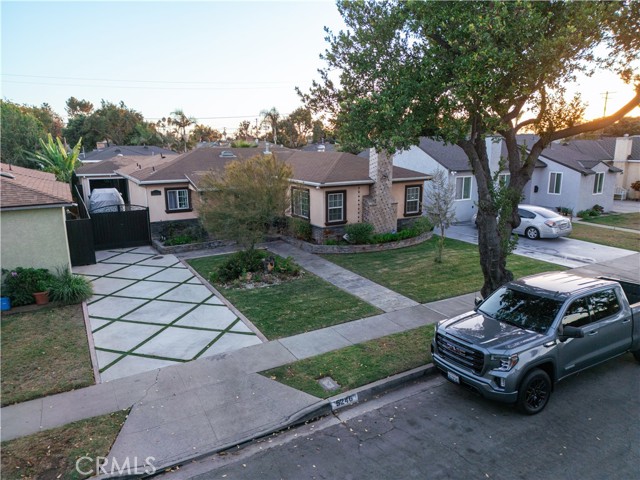 Detail Gallery Image 5 of 62 For 5246 Katella Rd, South Gate,  CA 90280 - 3 Beds | 2 Baths