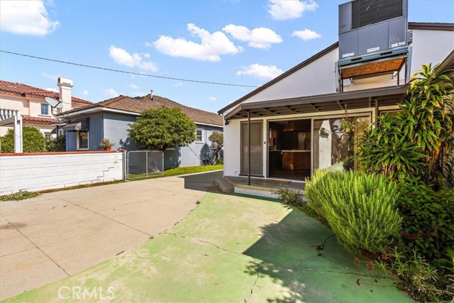 Detail Gallery Image 22 of 27 For 233 Rosemont, San Gabriel,  CA 91775 - 2 Beds | 2 Baths