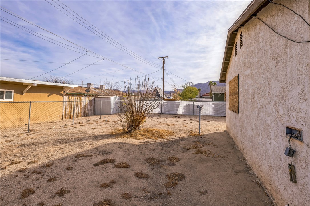 Detail Gallery Image 24 of 30 For 6425 Ocotillo Ave, Twentynine Palms,  CA 92277 - 2 Beds | 1 Baths