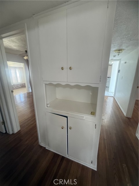 Detail Gallery Image 7 of 9 For 5667 Newbury Ave, San Bernardino,  CA 92404 - 3 Beds | 2 Baths