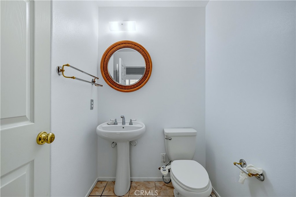 https://media.crmls.org/medias/c67ef7b4-a807-410d-953c-ceef6bcbe186.jpg?preset=X-Large