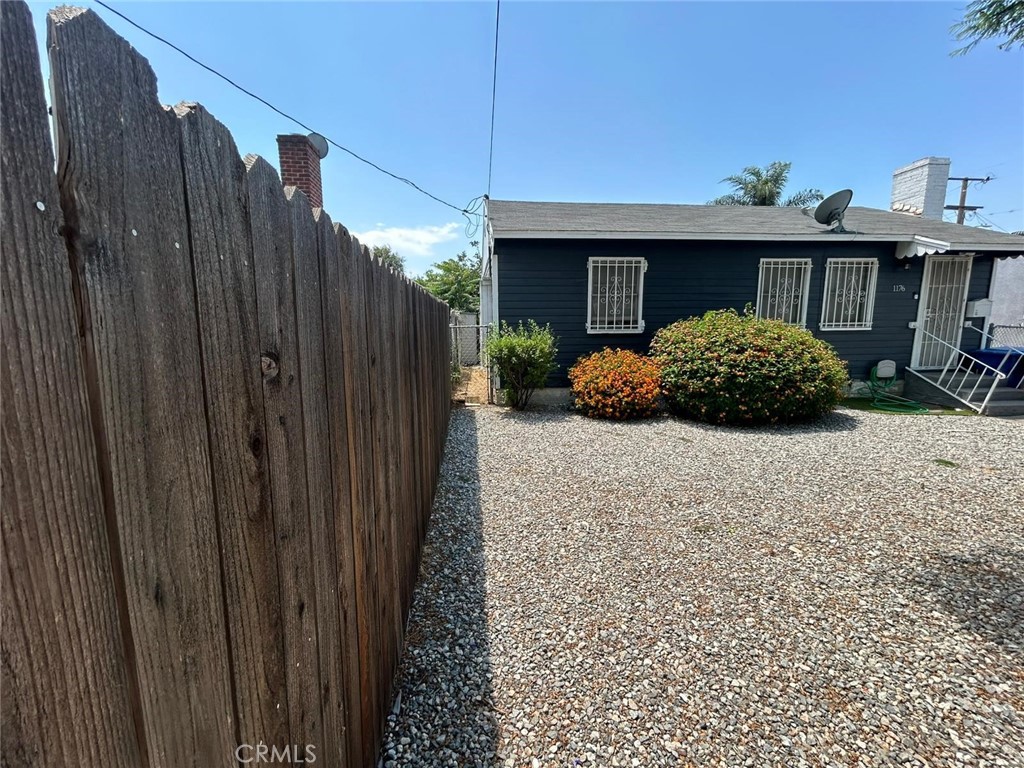 MLS #OC25167844 image #2