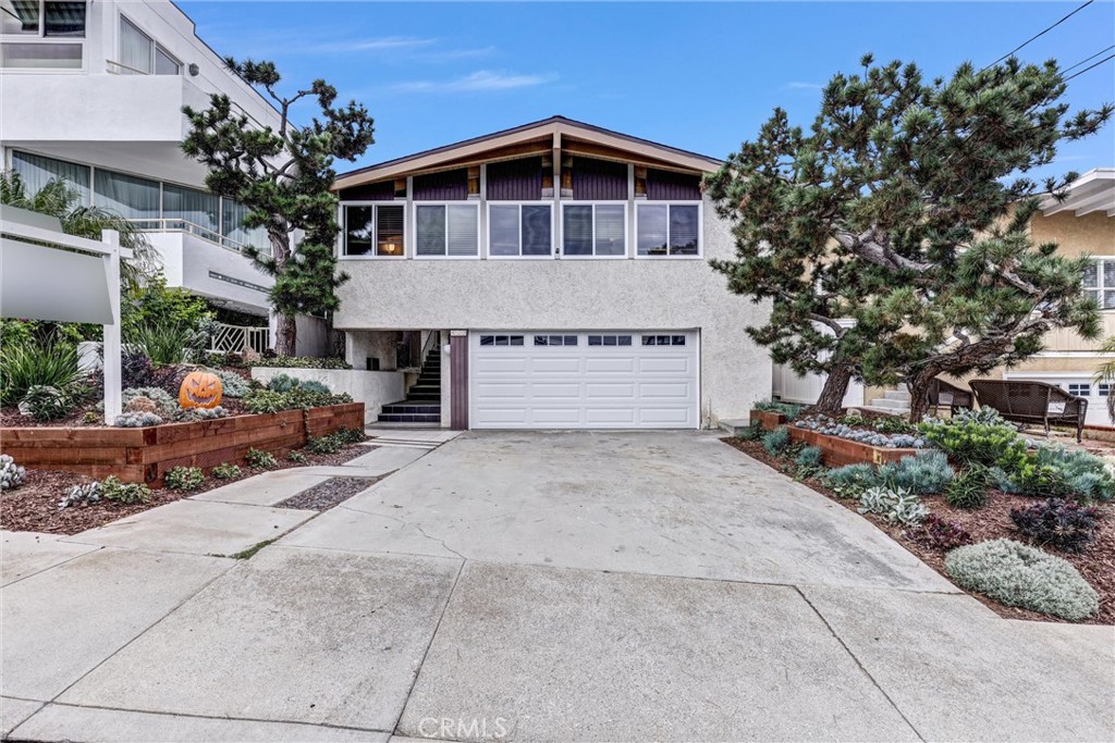 532 14th Street — image 1