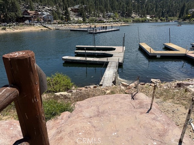 747 Boulder Bay, Big Bear Lake CA: https://media.crmls.org/medias/c680496f-3f3f-4af0-a115-ef3f65f549a2.jpg
