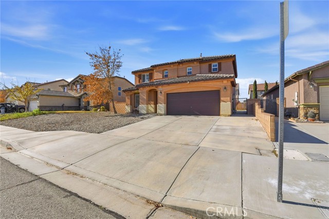 Detail Gallery Image 3 of 25 For 44335 57th, Lancaster,  CA 93536 - 5 Beds | 3 Baths