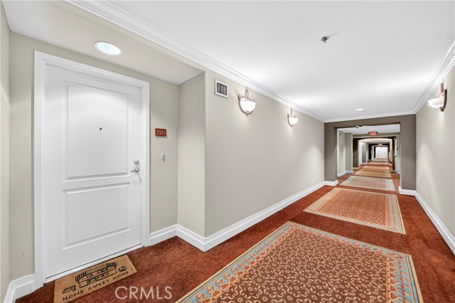 Detail Gallery Image 7 of 17 For 580 W Main St #220,  Alhambra,  CA 91801 - 2 Beds | 2 Baths