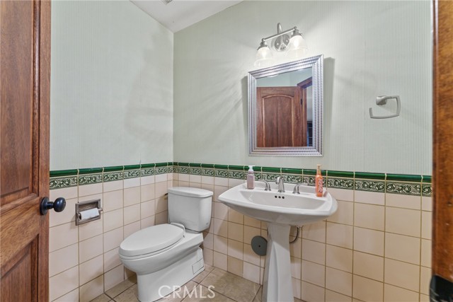 Detail Gallery Image 42 of 75 For 3185 Sonrisa, Corona,  CA 92881 - 7 Beds | 6/1 Baths