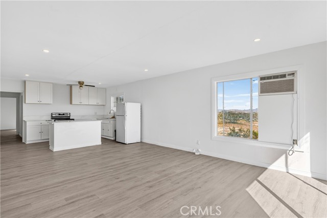 Detail Gallery Image 5 of 25 For 1754 Fortuna Ave, Landers,  CA 92285 - 2 Beds | 1 Baths