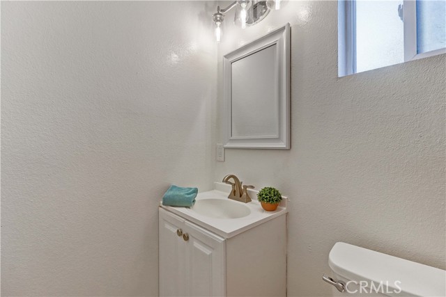 Detail Gallery Image 21 of 26 For 1101 Dawson Ave, Long Beach,  CA 90804 - 2 Beds | 1 Baths