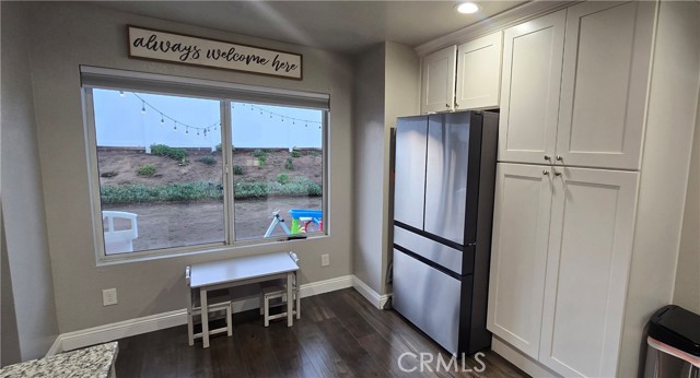 Detail Gallery Image 7 of 15 For 12909 Fontainebleau Dr, Moreno Valley,  CA 92555 - 3 Beds | 2/1 Baths