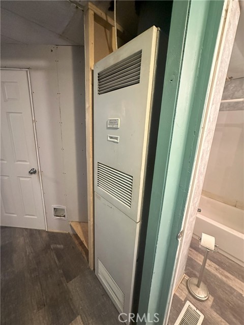 1258 Rosamond Boulevard, Rosamond CA: https://media.crmls.org/medias/c6840f4d-0b68-4edd-be1c-b49cd7be47ae.jpg