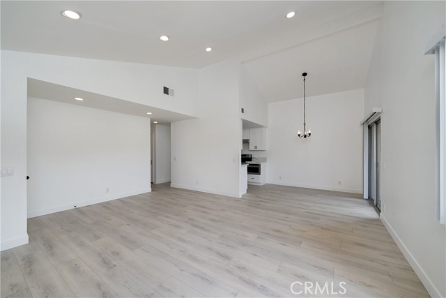 Detail Gallery Image 15 of 35 For 3180 Little Mountain Dr #D,  San Bernardino,  CA 92405 - 2 Beds | 2 Baths