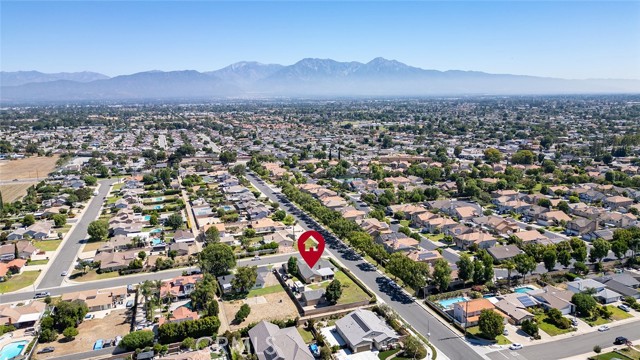 4299 Biscayne Street, Chino CA: https://media.crmls.org/medias/c68453ad-773f-481e-974c-4f90f0c8febf.jpg