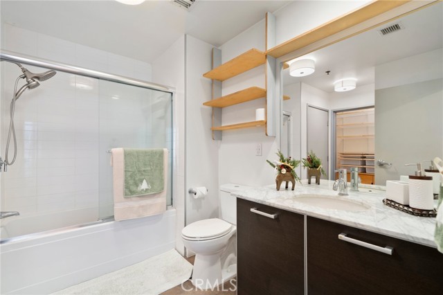 Detail Gallery Image 11 of 35 For 645 W 9th St #433,  Los Angeles,  CA 90015 - 1 Beds | 1 Baths