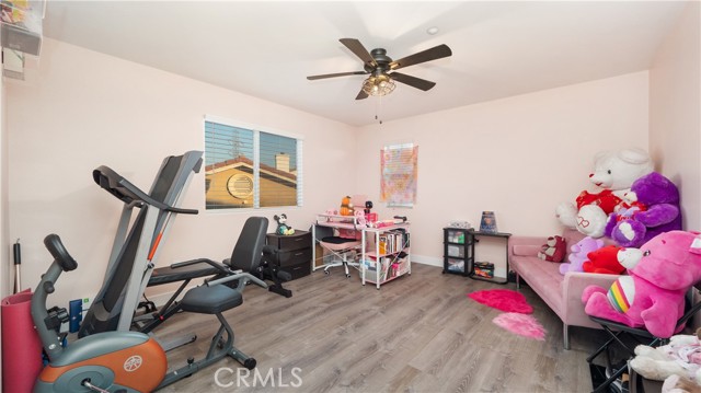 Image 21 of 56 For 14930 Catania Way