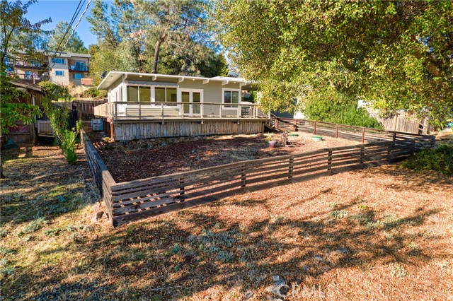 Detail Gallery Image 2 of 36 For 4561 Lagoon Dr, Kelseyville,  CA 95451 - 2 Beds | 1 Baths