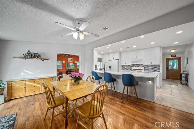 802 Duval Street, La Verne CA: https://media.crmls.org/medias/c684934e-3efe-4fe9-b00f-a647d2370936.jpg