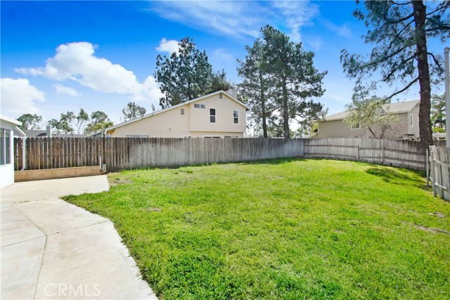 Detail Gallery Image 25 of 25 For 28633 Berwick Ln, Highland,  CA 92346 - 3 Beds | 2 Baths